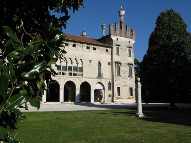 Castello-Colleoni_1