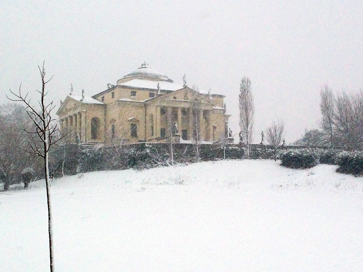 Villa-Rotonda-inverno sotto la neve