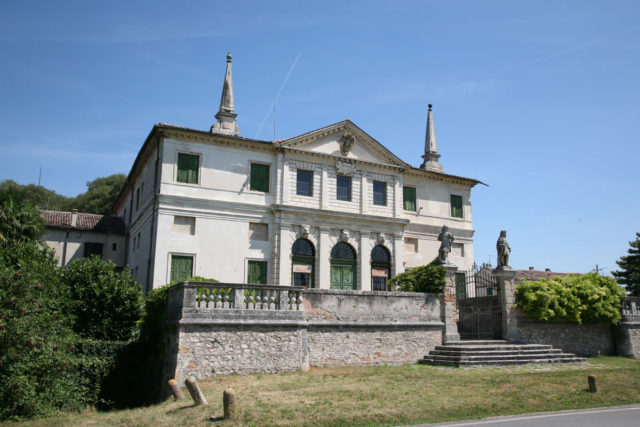 Villa_Repeta